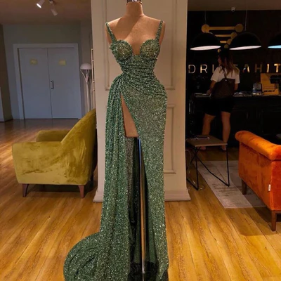 ROBE DE BAL SIRÈNE À PAILLETTES BRILLANTES SPAGHETTI-STARPS AVEC FENTE M5876