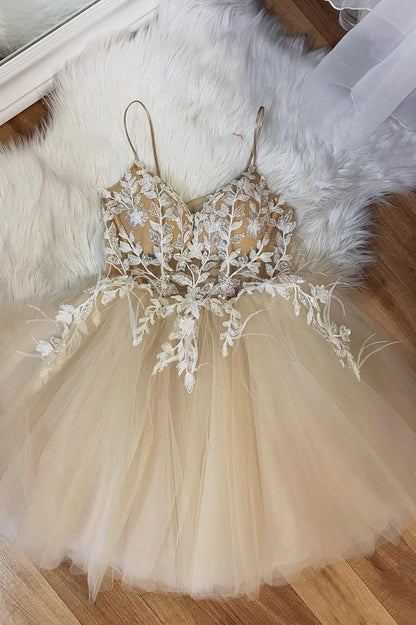 Charming Homecoming Dress Spaghetti Straps Lace Applique Prom Dress Back to School Outfits Party Dress  D6108