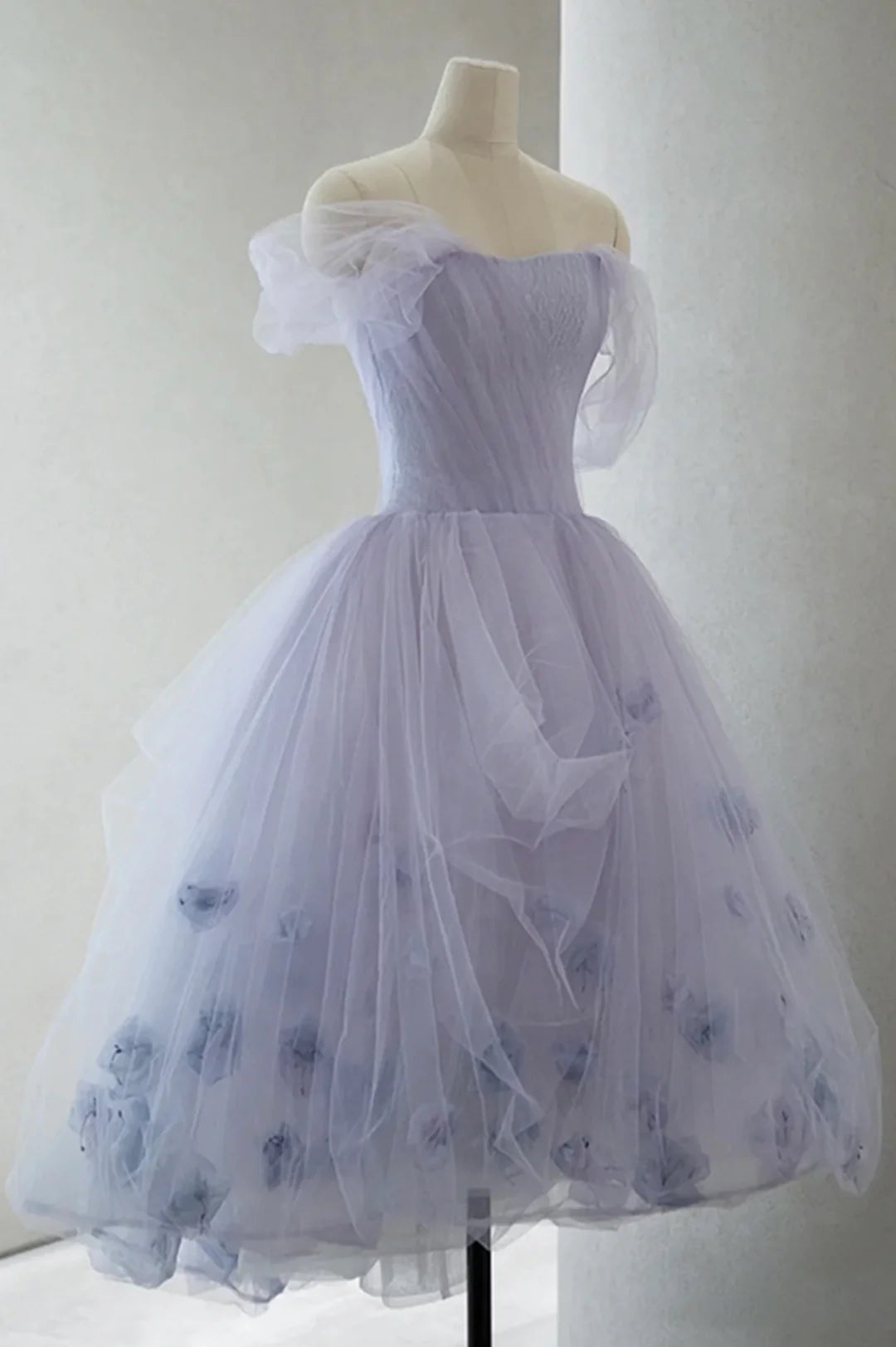 Elegant Homecoming Dress Off the Shoulder Tulle Flowers Prom Dress Back to School Outfits Party Dress  D6112