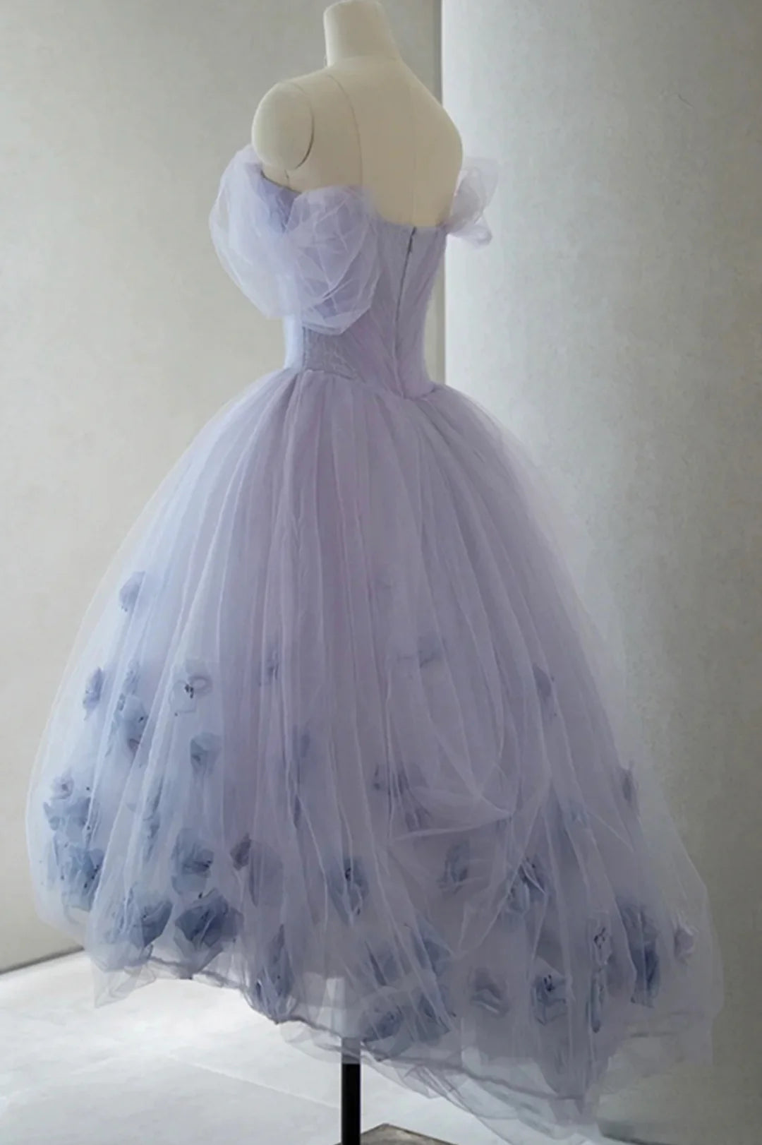 Elegant Homecoming Dress Off the Shoulder Tulle Flowers Prom Dress Back to School Outfits Party Dress  D6112