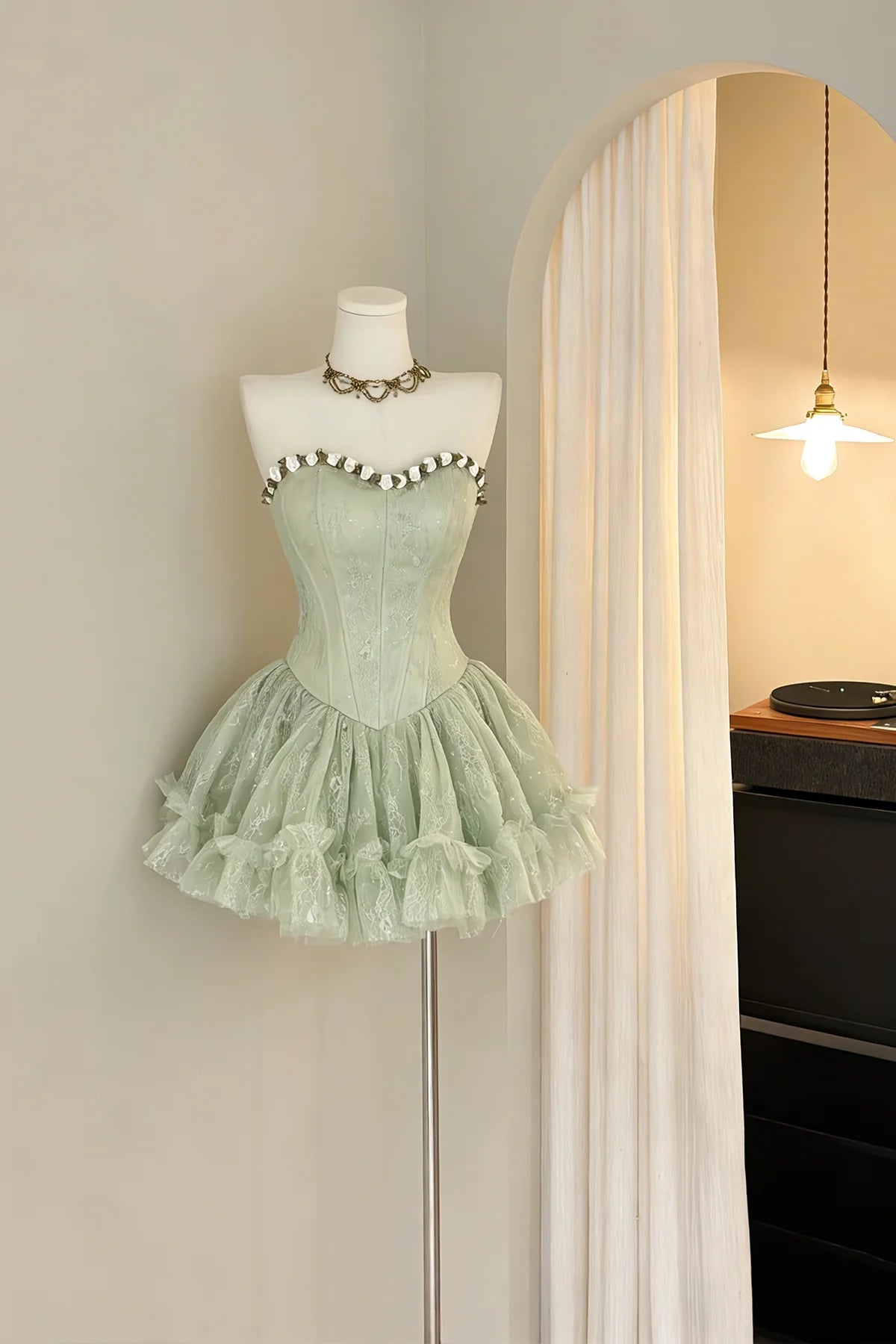 Sweet Homecoming Dress  Sweetheart Lace Short Prom Dress Back to School Outfits Party Dress  D6010