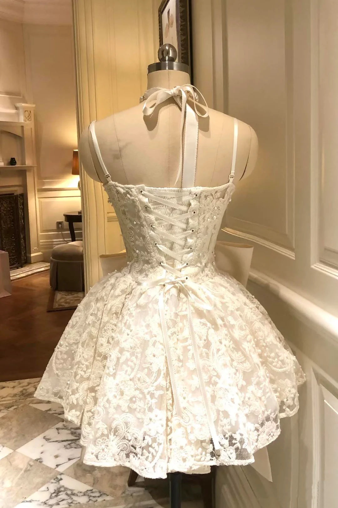 Chic Homecoming Dress Spaghetti Straps Lace Bowknot Beaded Applique Short Prom Dress Back to School Outfits Party Dress  D6032