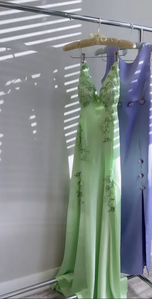Green V Neck Straps Appliques Long Evening Party Dress MD7426
