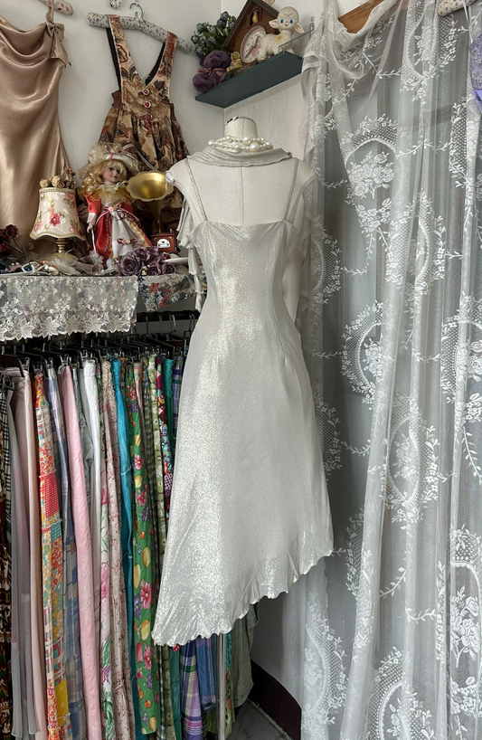 Vintage Silvery Irregular Hem Design A-Line Spaghetti Strap Prom Dress Evening Dress D1681