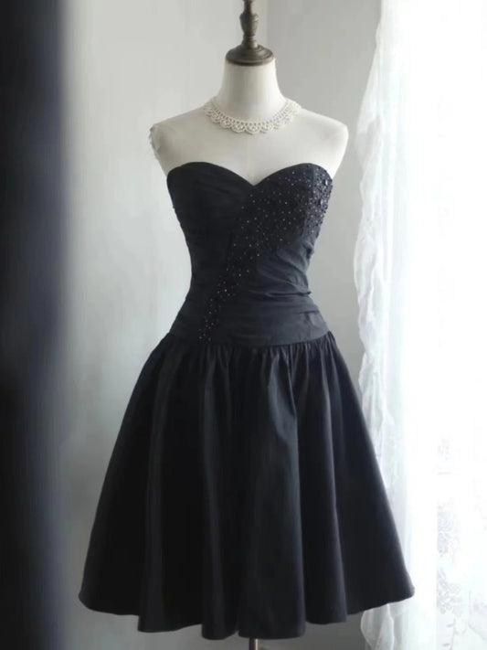 Vintage Black Sweetheart Beading Design A-line Strapless Party Dresses Homecoming Dresses, D1347