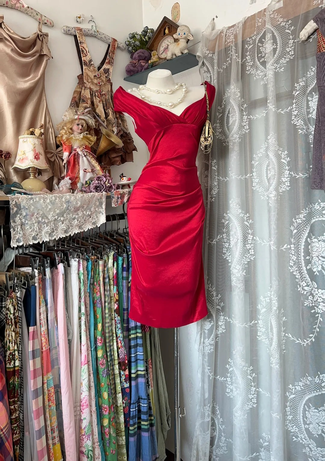 Elegant Homecoming Dress Portrait Pleated Hugging Prom Dress Back to School Outfits Party Dress  D6176