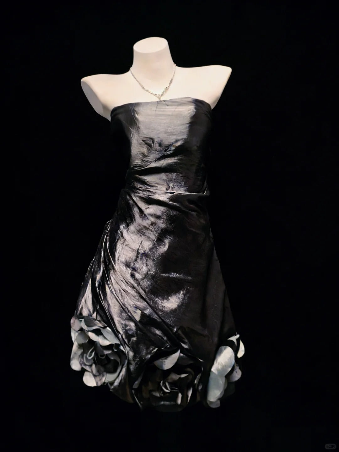 Elegant Homecoming Dress Strapless Pleated Flower Back to School Outfits Party Dress  D6446