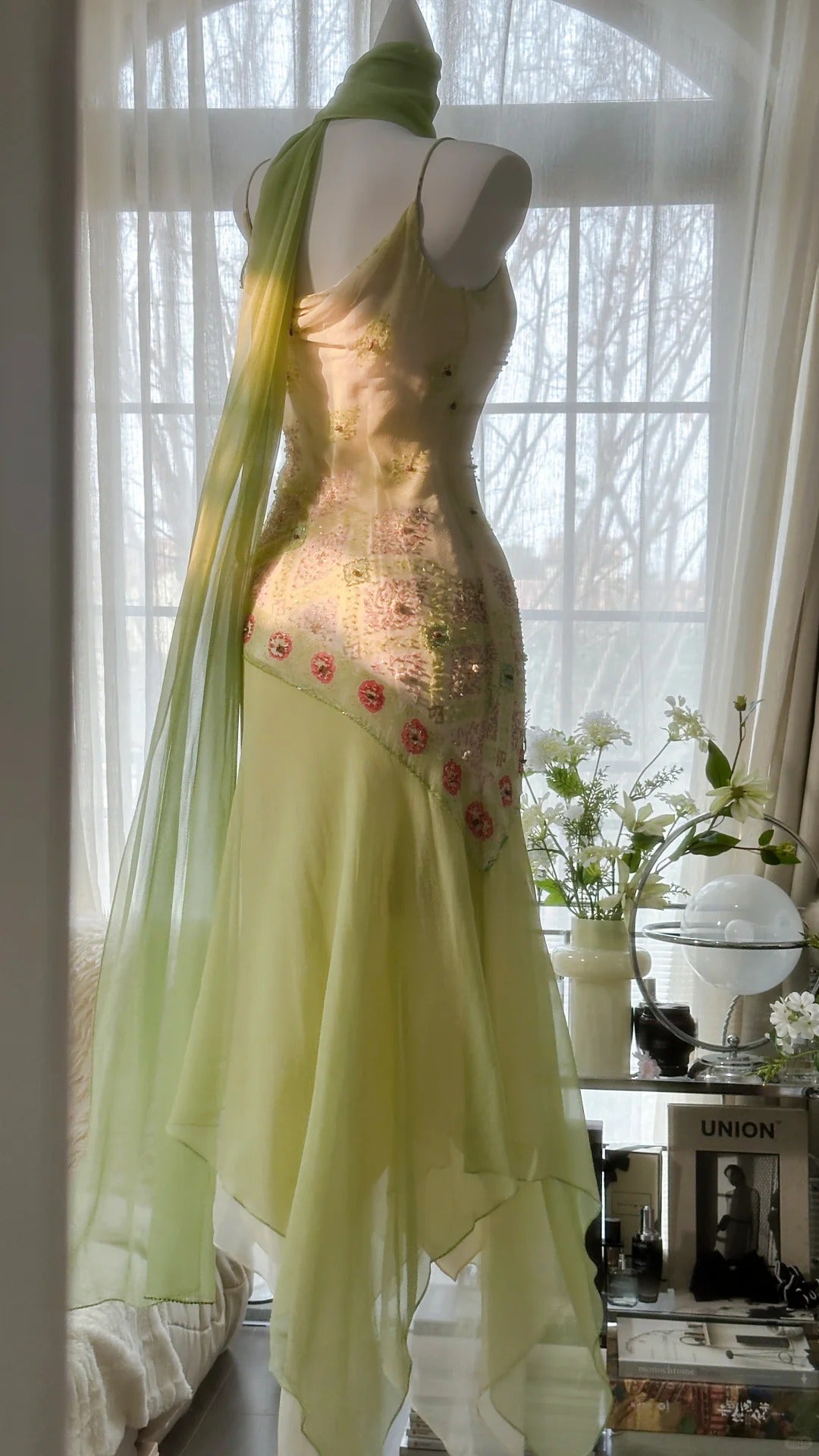 Stunning Homecoming Dress Spaghetti Strap Applique Tulle Beaded Dress Back to School Outfits Party Dress  D6424