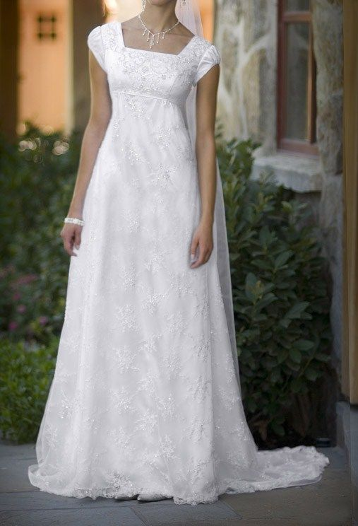 Retro Elegant Square Neck A-Line Lace Long Vintage Wedding Dress Bridal Dress, D951