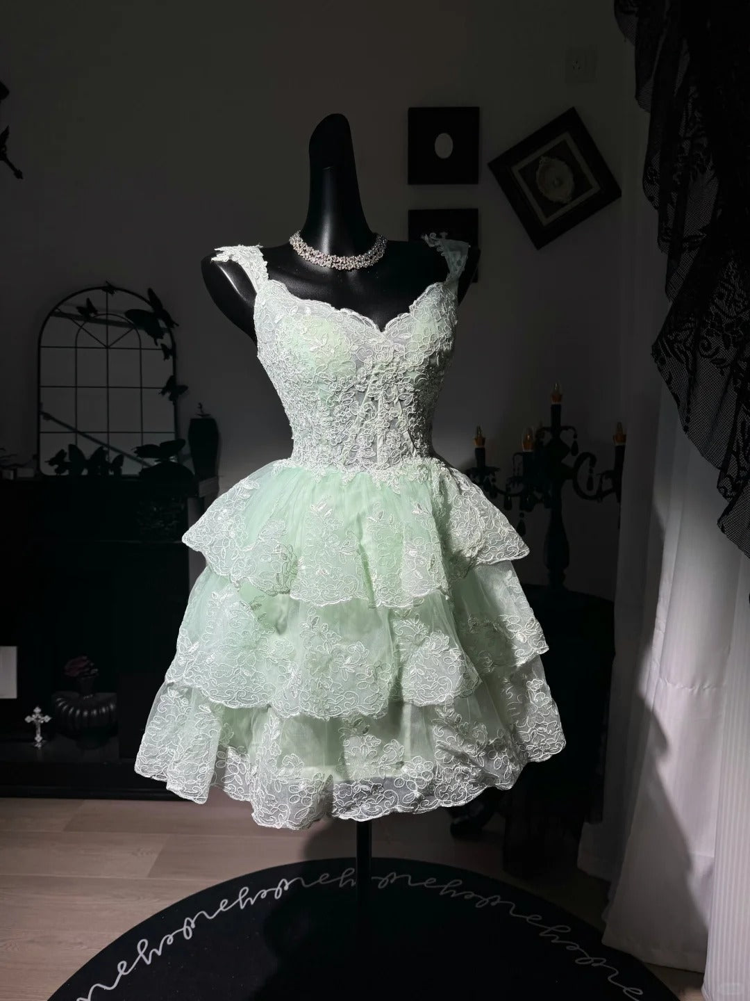 New Homecoming Dress V Neck Lace Applique Cascade Back to School Outfits Party Dress D7571