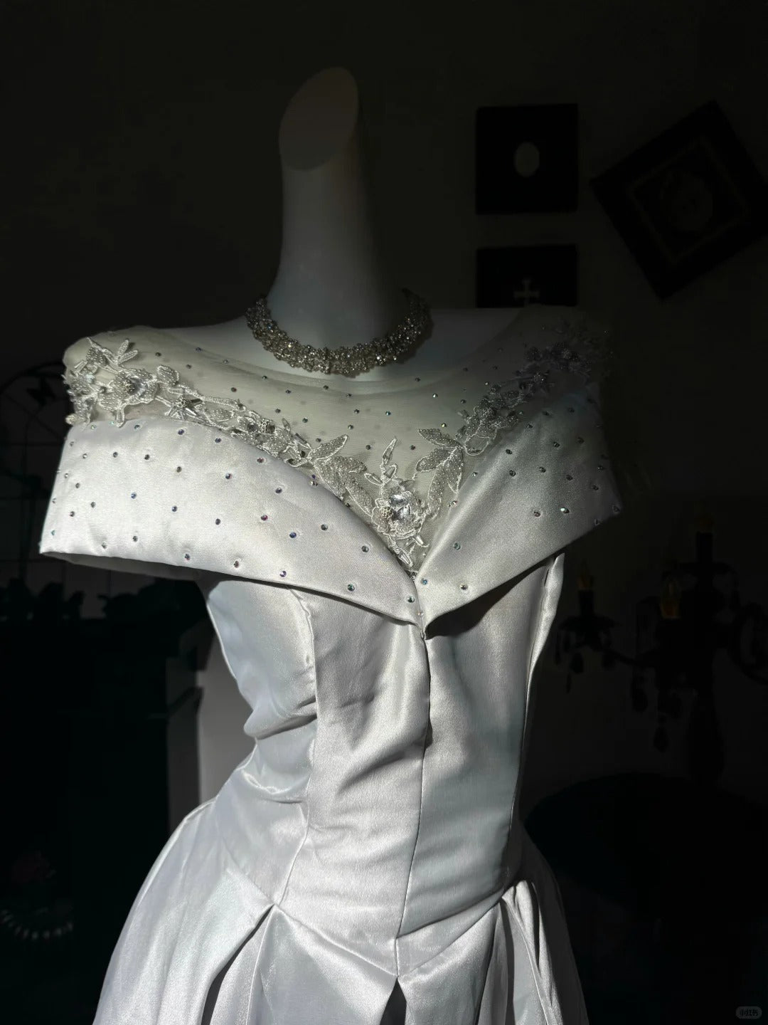 New Homecoming Dress Off the Shoulder Jewel Rinestone Applique Pleated Back to School Outfits Party Dress D7570