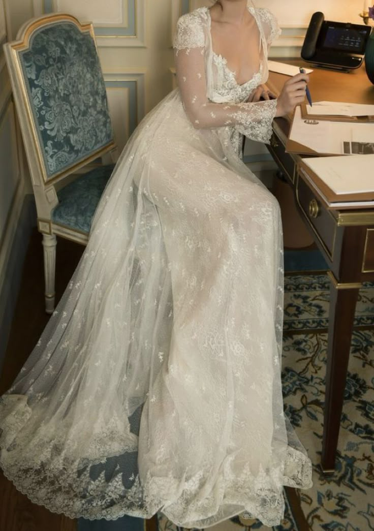 Elegant Long Sleeves White A-Line Lace Long Wedding Dress Bridal Dress, D955