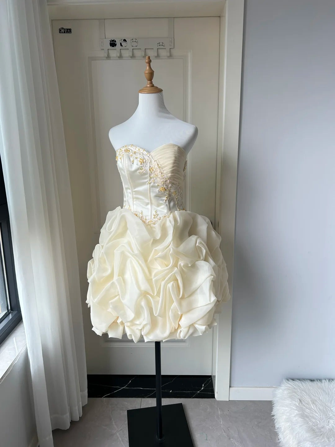 Elegant Homecoming Dress Sweetheart Pleated Applique Back to School Outfits Party Dress  D6477