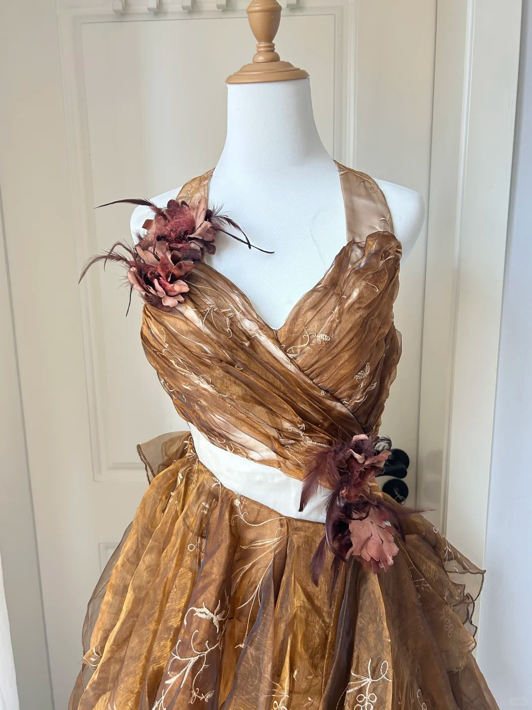 New Homecoming Dress Halter Feather Pleated Back to School Outfits Party Dress  D6486