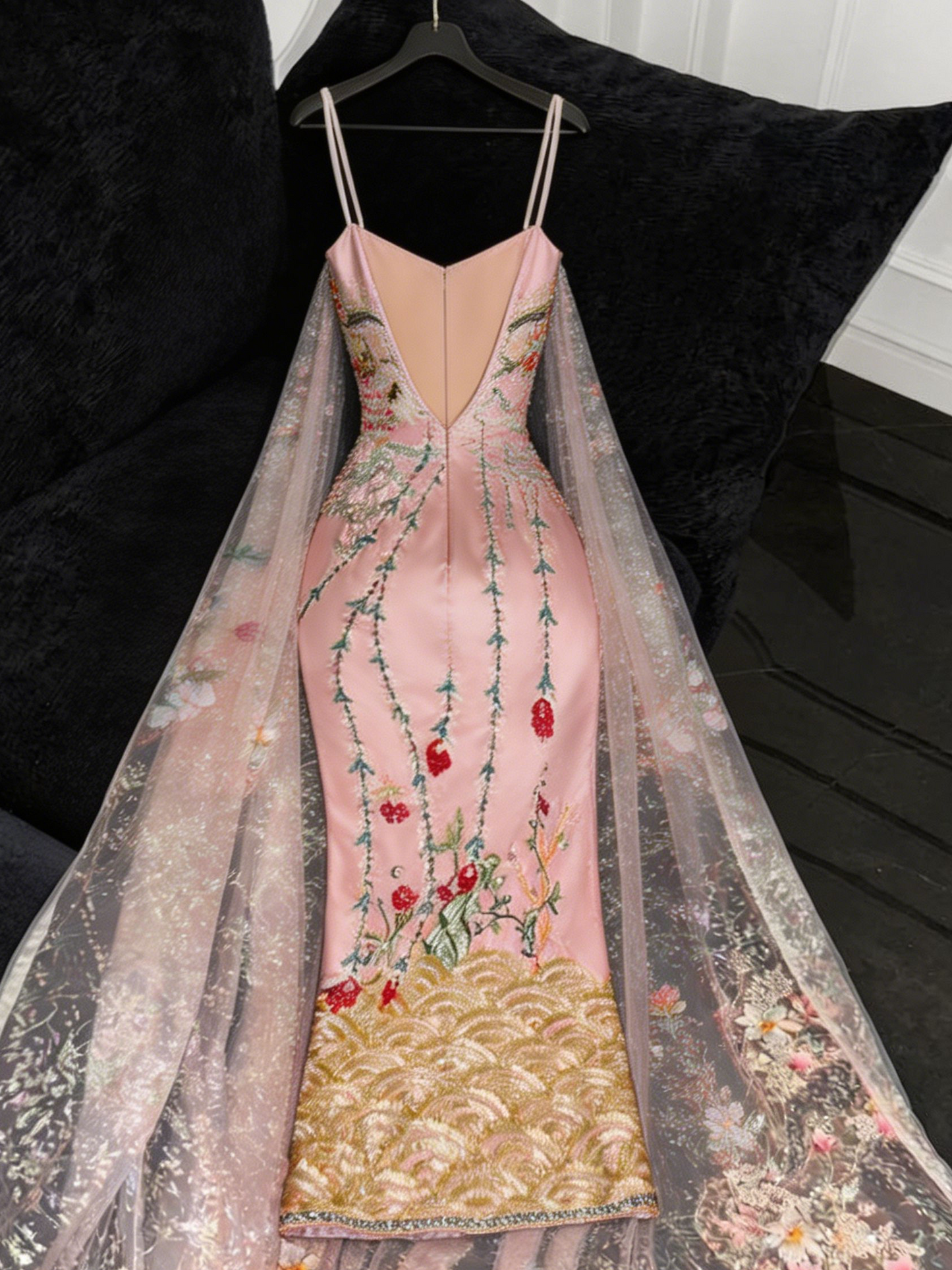 Chic Spaghetti Strap Pleated Embroidery Tulle Stole Long Party Dress Prom Gown Evening Dress D7405