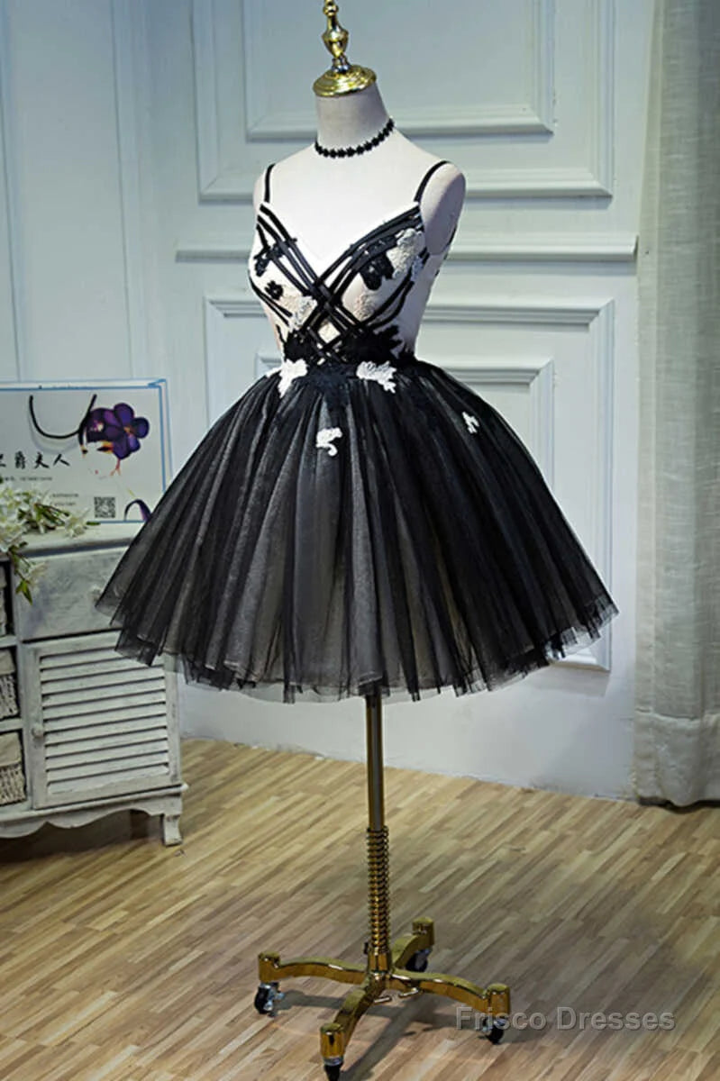 Unique Homecoming Dress Spaghetti Strap V Neck Tulle Applique Back to School Outfits Party Dress  D7705