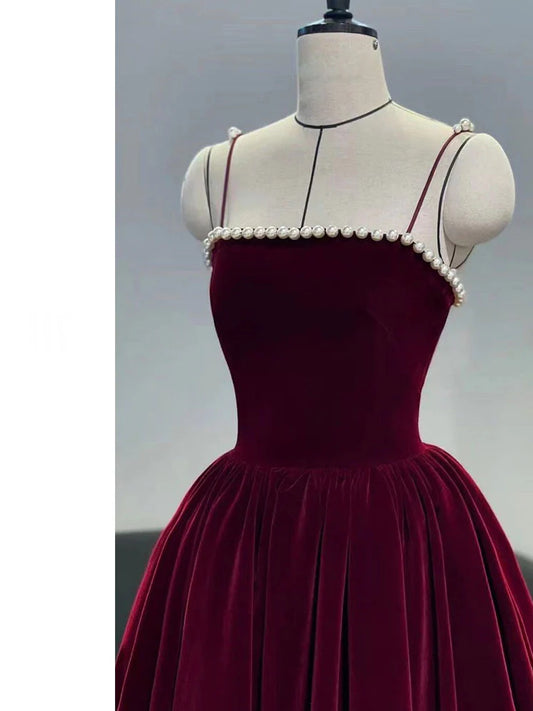 Retro Burgundy Beaded Spaghetti Strap Design A-line Velvet Party Dress Homecoming Dress D1541