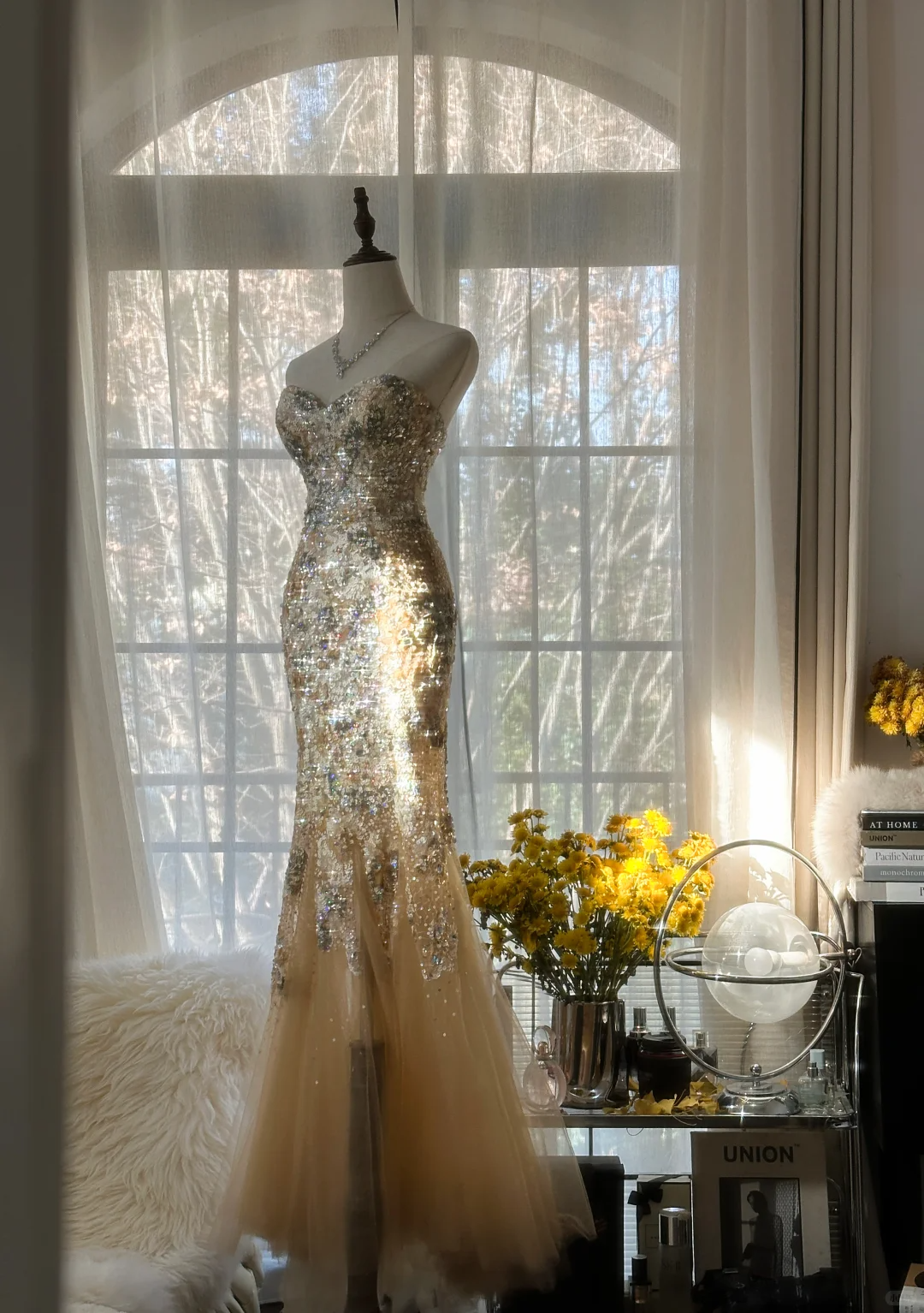 Elegant Mermaid Golden Sparkling Strapless Elegant Beaded Shinny Chiffon Evening Dress Prom Dress D1470
