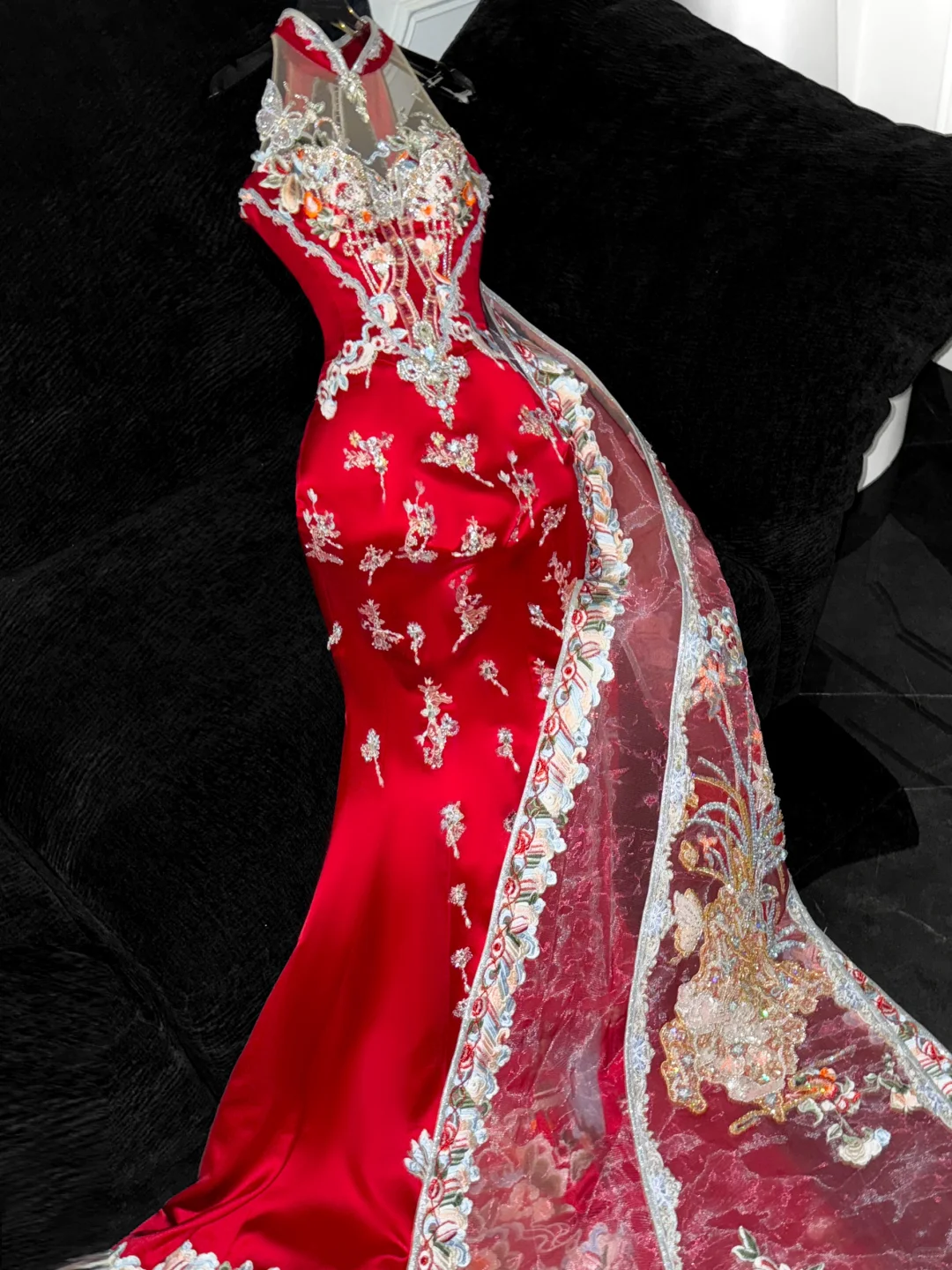 Gorgeous Sparkling Red Beaded Sequined Embroidery Design Elegant Mermaid Prom Dress Evening Dress D1698