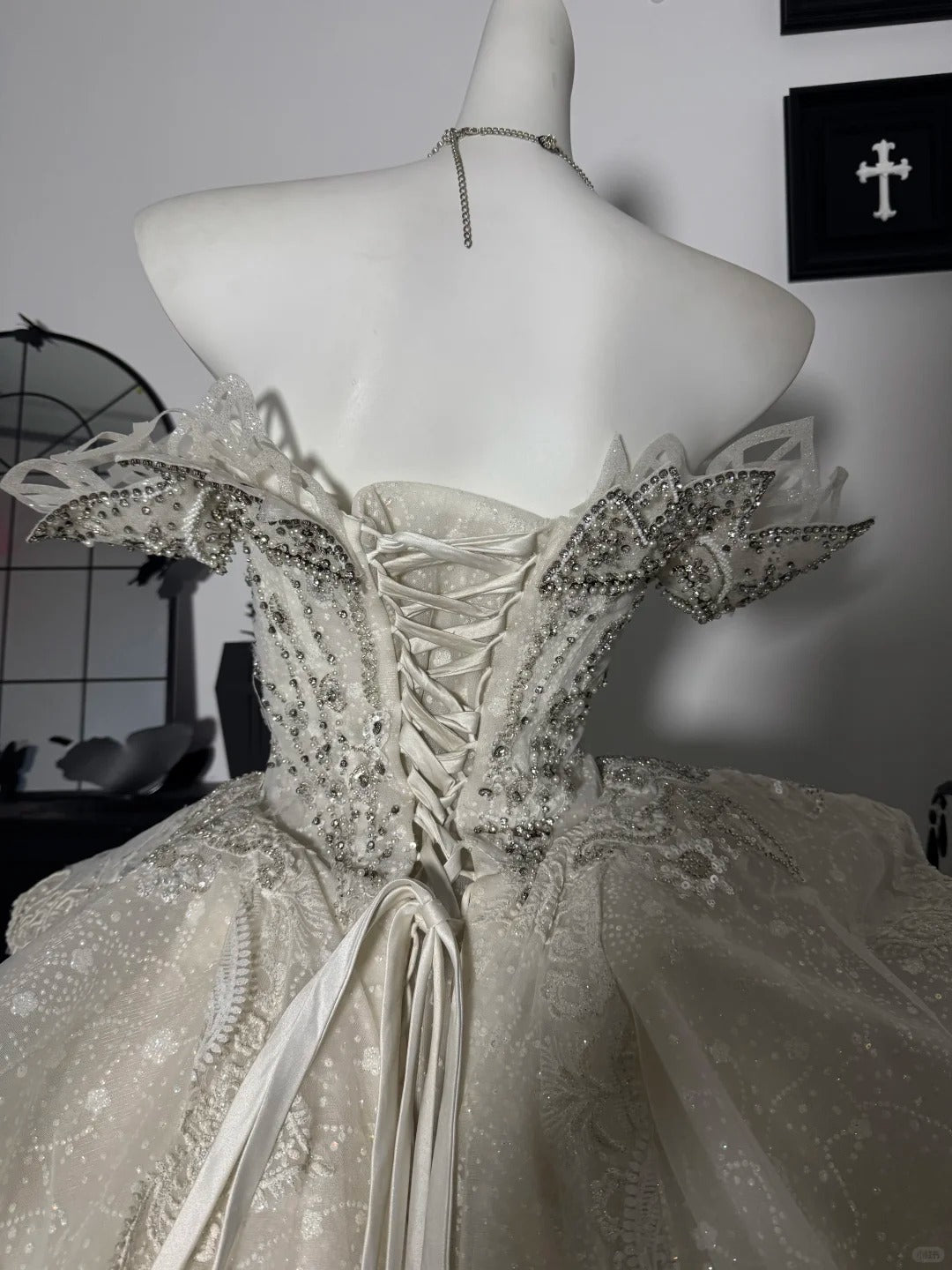 New Homecoming Dress V Neck Tull Bead Sequins Pearl Lace Hi-Lo Cascade Back to School Outfits Party Dress Birthday Dress Wedding Dress D7646