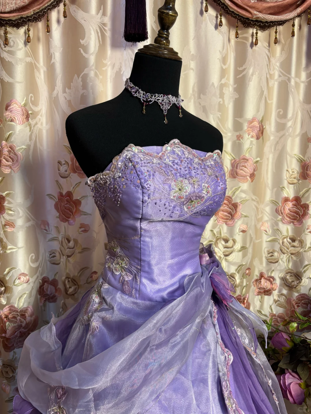 Lilac Strapless A-Line Beading Chiffon Long Prom Dresses Vintage Ball Gowns, D1055
