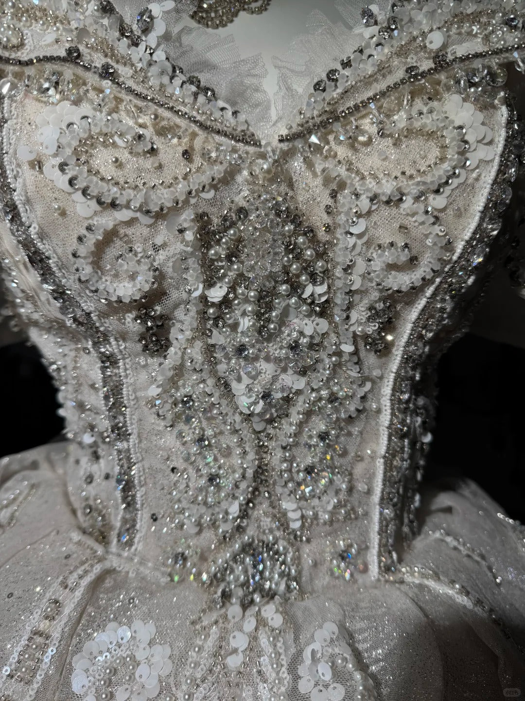 New Homecoming Dress Off the Shoulder Tulle Sequins Bead Applique Hi-Lo Pearl Rinestone Ball Gown Back to School Outfits Party Dress Birthday Dress Wedding Dress D7551