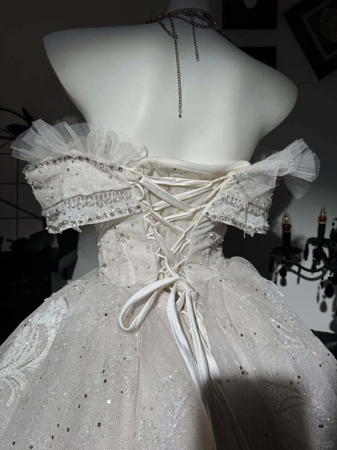 New Homecoming Dress Off the Shoulder Tulle Sequins Bead Applique Hi-Lo Pearl Rinestone Ball Gown Back to School Outfits Party Dress Birthday Dress Wedding Dress D7551