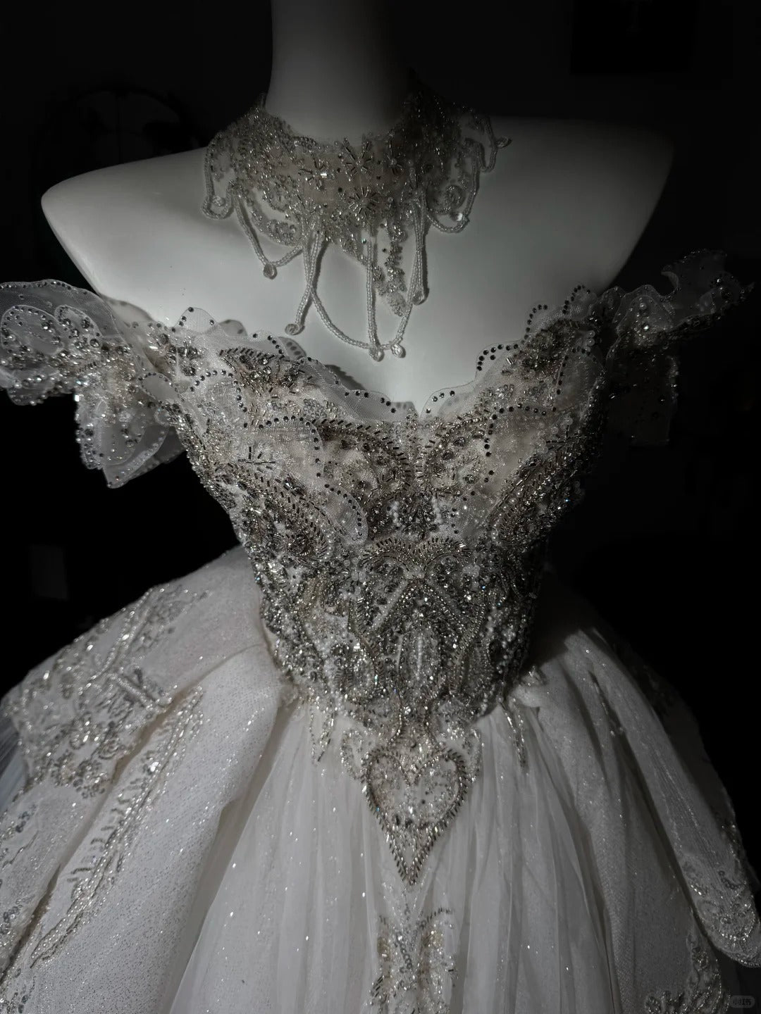 New Homecoming Dress Off the Shoulder Tulle Sequins Bead Applique Hi-Lo Pearl Rinestone Ball Gown Back to School Outfits Party Dress Birthday Dress Wedding Dress D7547
