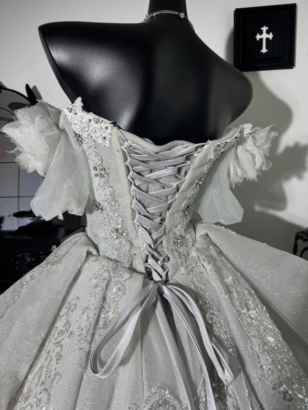 New Homecoming Dress V Neck Tull Bead Sequins Pearl Lace Hi-Lo Cascade Back to School Outfits Party Dress Birthday Dress Wedding Dress D7644