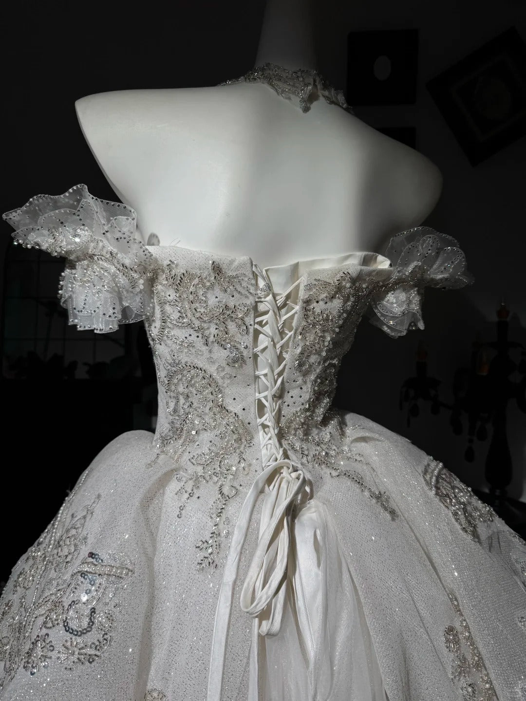 New Homecoming Dress Off the Shoulder Tulle Sequins Bead Applique Hi-Lo Pearl Rinestone Ball Gown Back to School Outfits Party Dress Birthday Dress Wedding Dress D7547