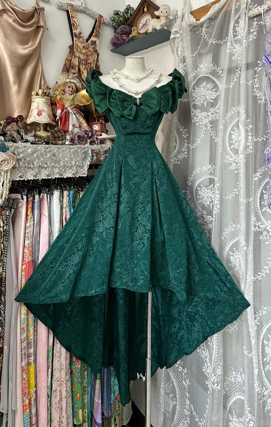 Vintage Dark Green Off-the-shoulder Irregular Hem Design A-Line Applique Prom Dress Evening Dress D1683