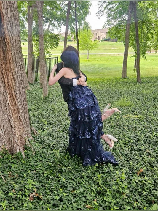 Robe de soirée longue bleu marine foncé, coupe trapèze, décolleté en cœur, en dentelle, à volants, robe de bal senior, D779