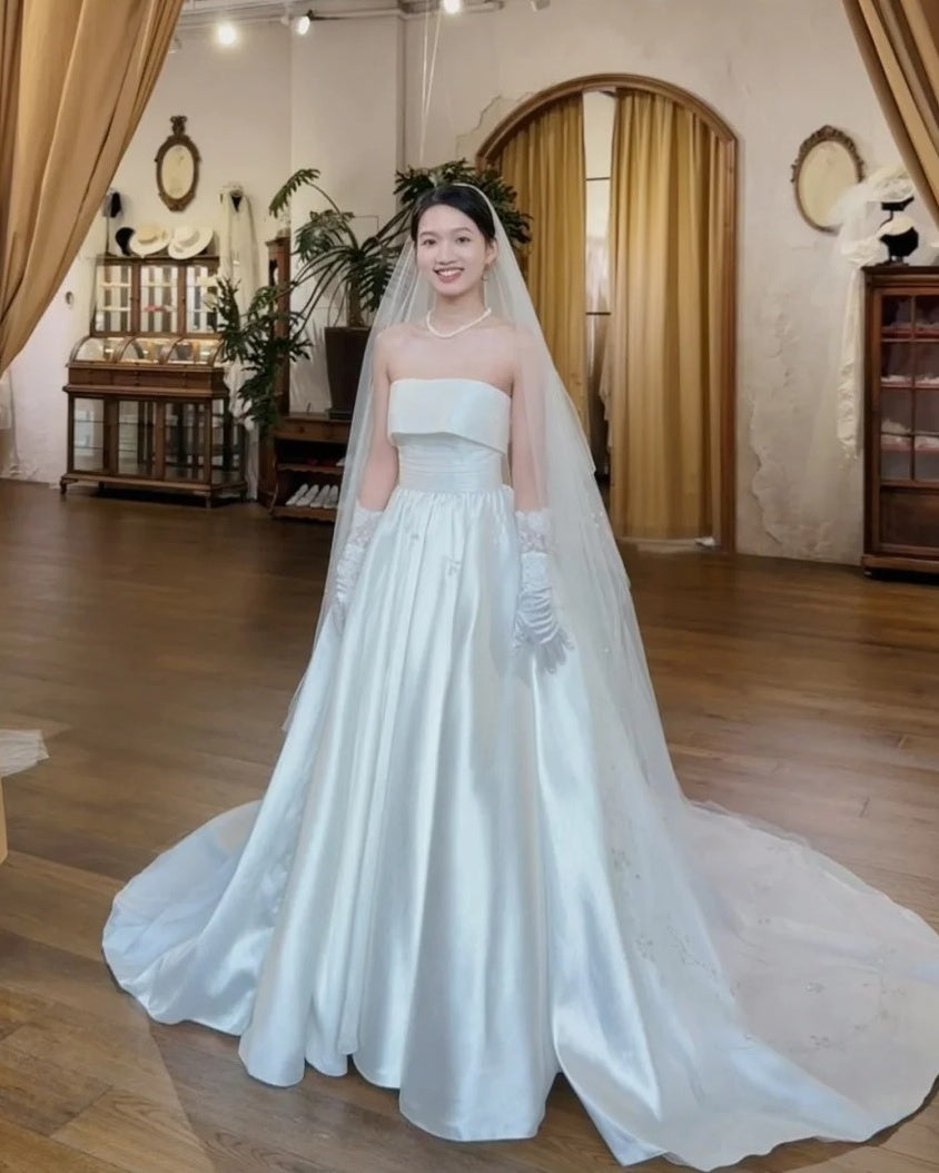 Minimalist Wedding Dress Strapless Pleated Wedding Dress   D4605