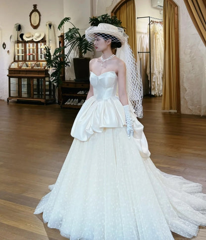 Elegant Wedding Dress Sweetheart Pleated Tulle Wedding Dress   D4606