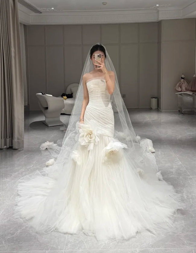 Charming Wedding Dress Strapless Pleated Tulle Mermaid Wedding Dress   D4609