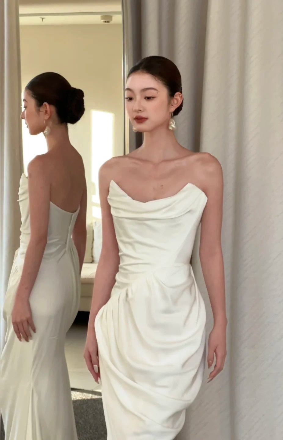 Minimlaist Wedding Dress Strapless Pleated Mermaid Wedding Dress   D4625