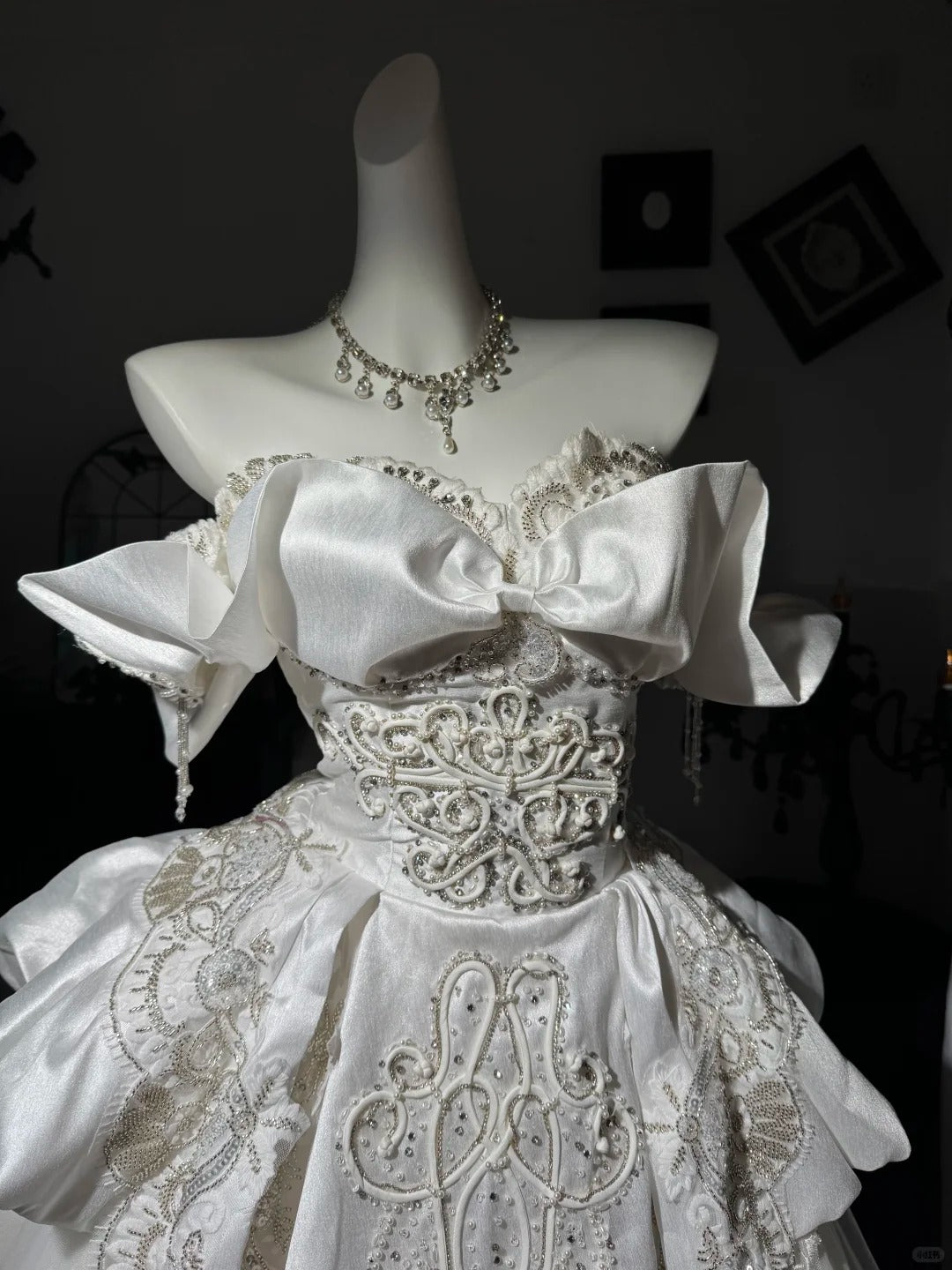 New Homecoming Dress Off the Shoulder Tulle Sequins Bead Bowknot Applique Hi-Lo Pearl Rinestone Ball Gown Back to School Outfits Party Dress Birthday Dress Wedding Dress D7548