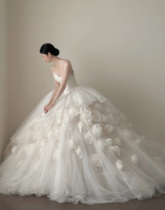 Stunning Wedding Dress Sweetheart Pleated Tulle Flower Wedding Dress  D4720