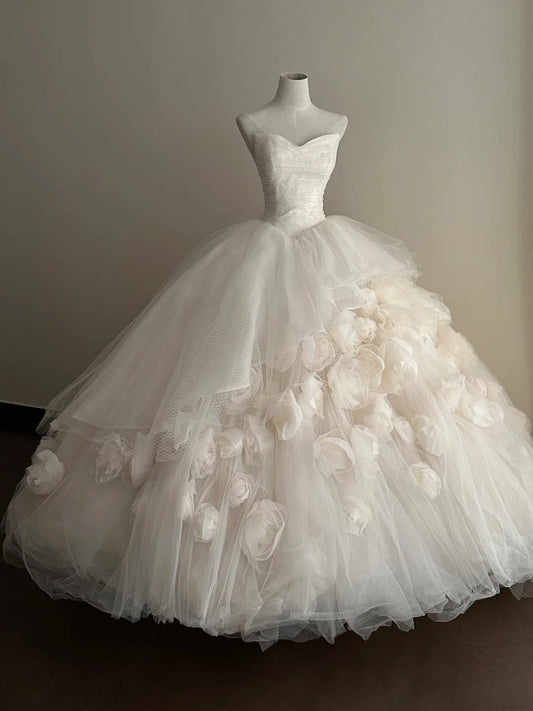 Stunning Wedding Dress Sweetheart Pleated Tulle Flower Wedding Dress  D4720