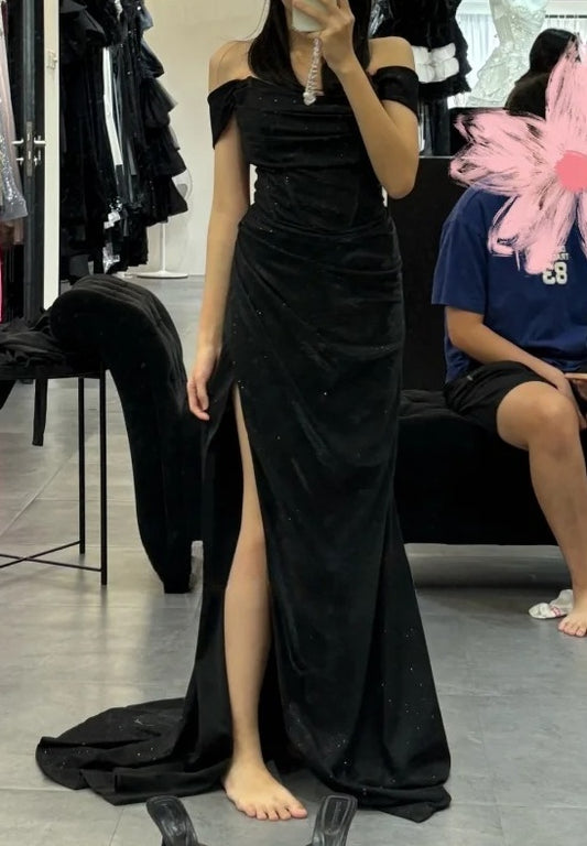 Charming Prom Dress Black Off Shoulder Pleated Gala Gown Party Outfits Evening Dress   D4929