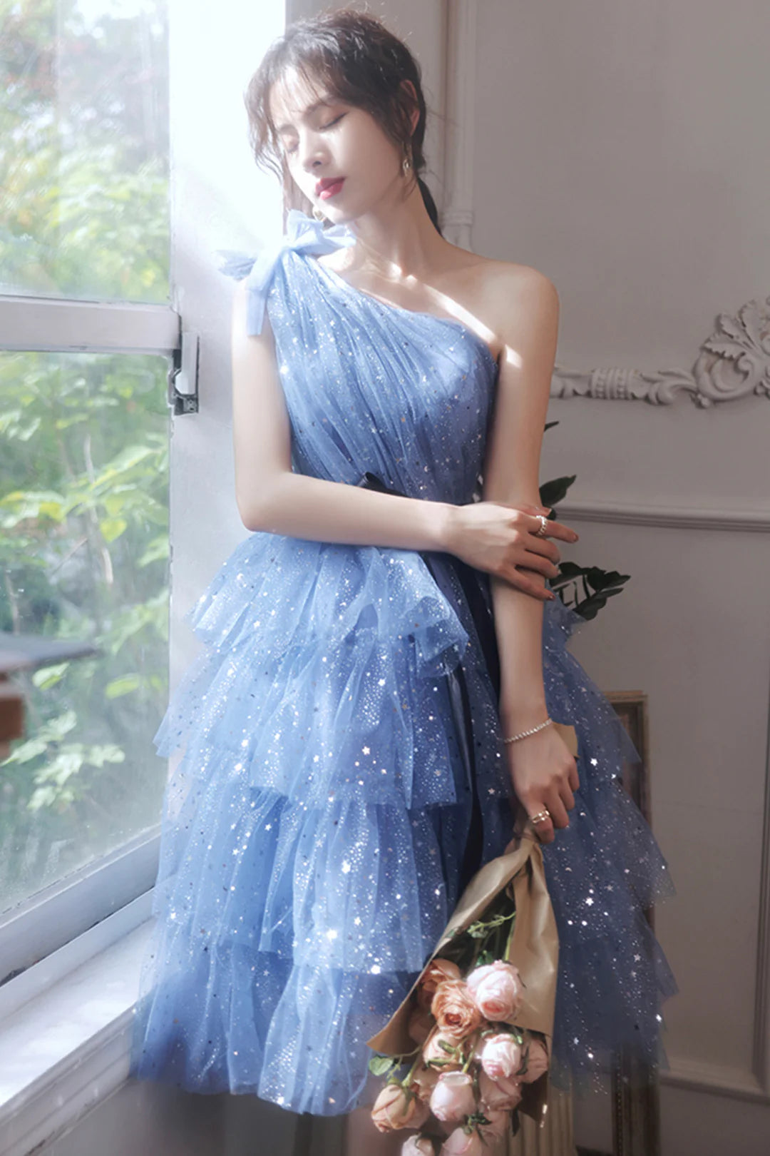 Shimmering Homecoming Dress One Shoulder Tulle Sequins Cascade Short Prom Dress Back to School Outfits Party Dress  D6101