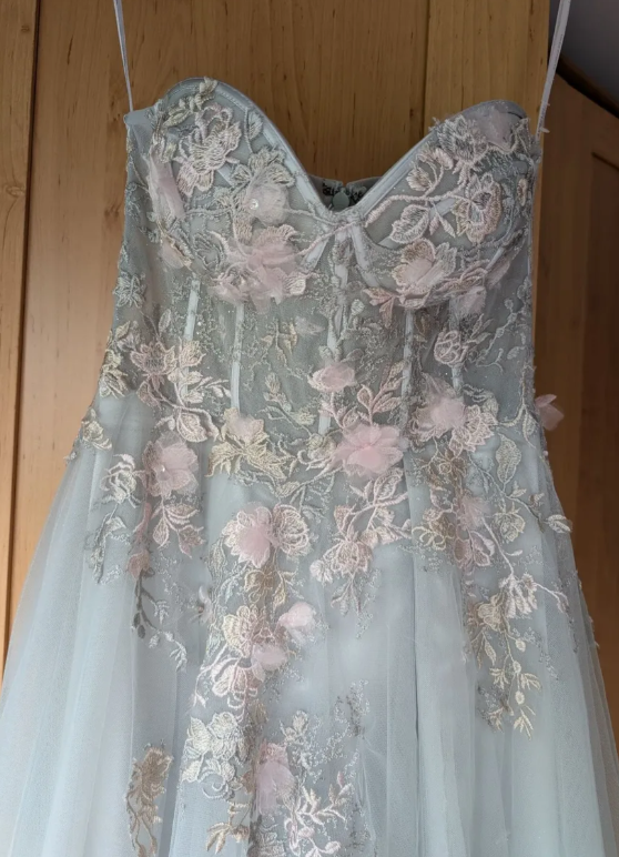 Charming Prom Dress Sweetheart Applique Long Evening Dress Party Outfits Gala Gown     D5009