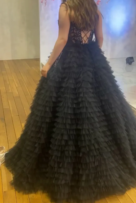 Elegant Prom Dress Black Sweetheart Pleated Tulle Long Gala Gown Evening Dress Party Outfits      D5011