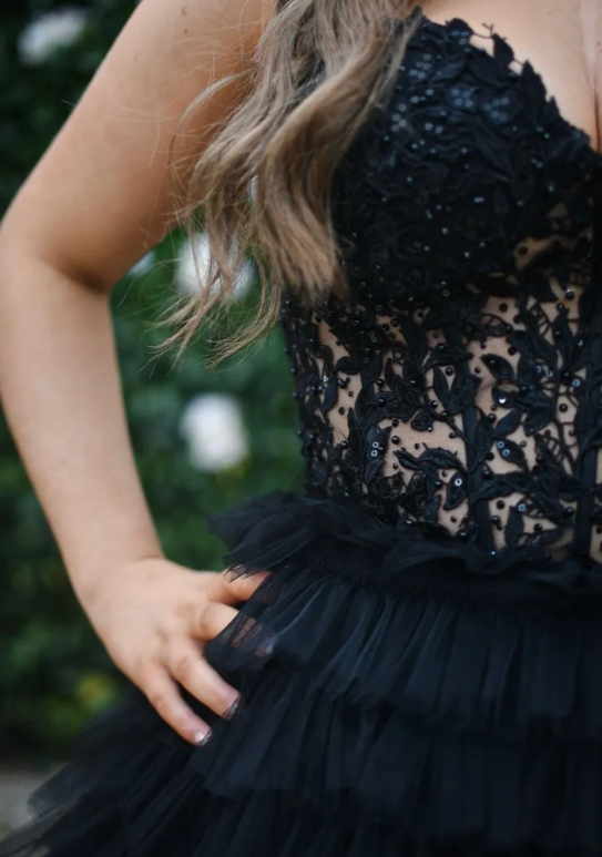 Elegant Prom Dress Black Sweetheart Pleated Tulle Long Gala Gown Evening Dress Party Outfits      D5011