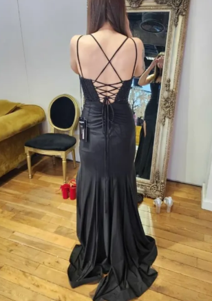 Sexy Prom Dress Black Spaghetti Straps Slit Long Gala Gown Evening Dress Party Outfits      D5018