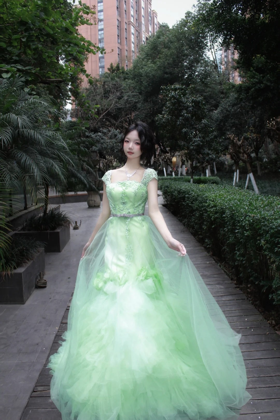 90s Retro Prom Dress Light Green Straps Pleated Tulle Gala Gown Evening Dress Party Outfits D5020