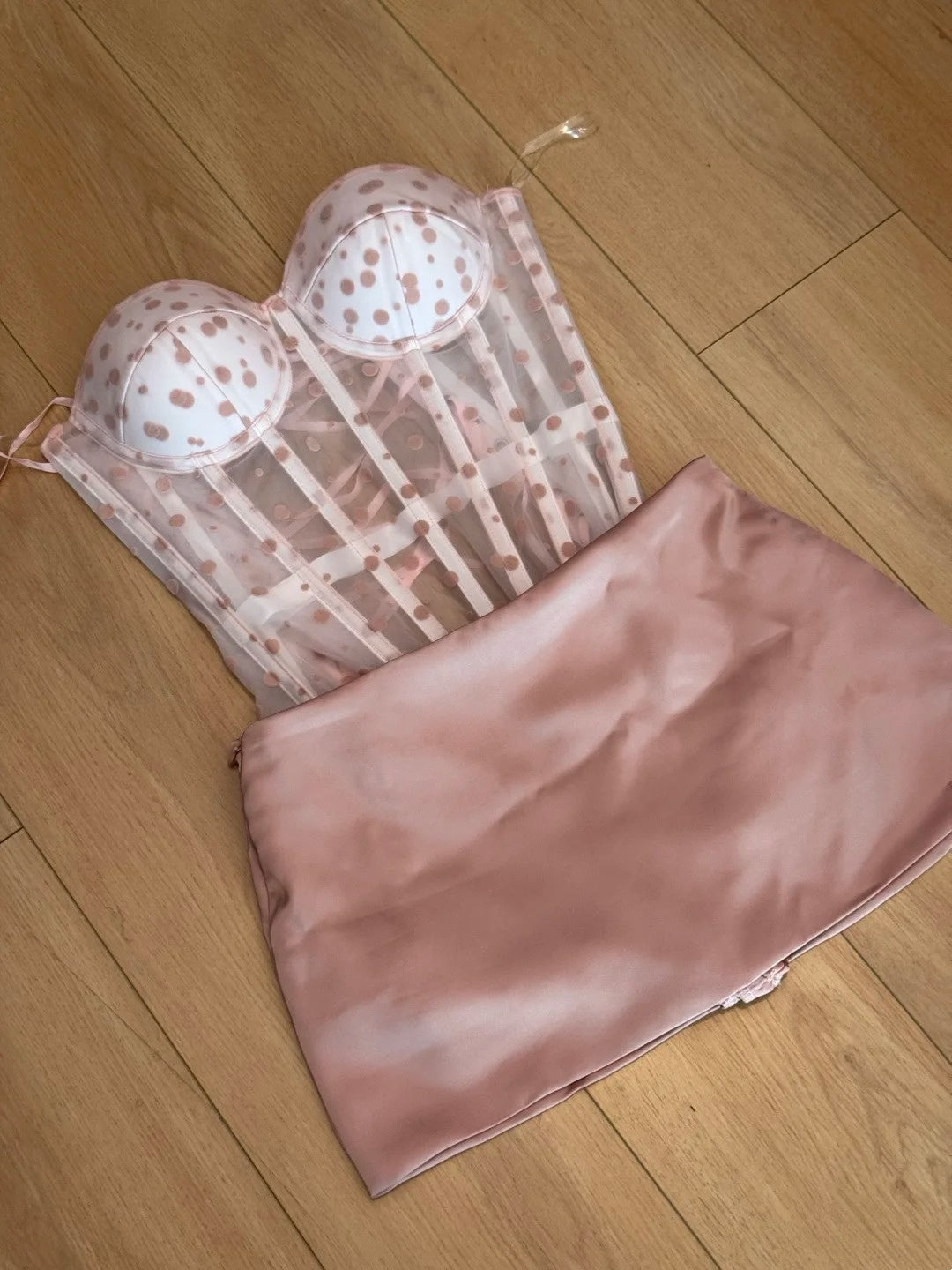 Robe de soirée courte plissée à bretelles spaghetti, tenue de soirée d'anniversaire, robe de cocktail D3339