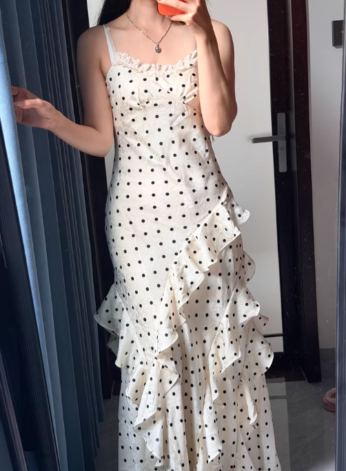 Chic Women Dress Spaghetti Straps Polka Dots Ruffle Birthday Party Outfits Seaside Dress Travel Dress D5050