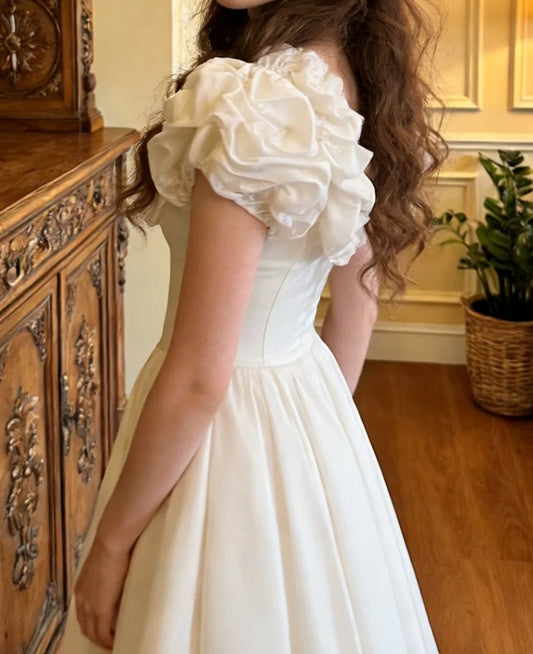 Pretty Prom Dress White A Line V-neck Pleated Gala Gown Formal Evening Dress Graduation Outfits     D5111