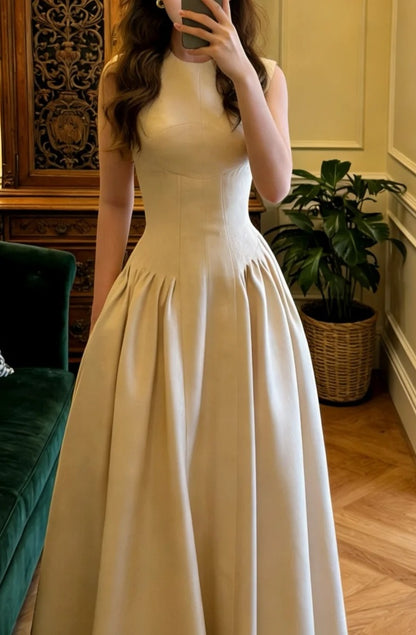 Chic Prom Dress A Line Crew Neck Pleated Gala Gown Formal Outfits Evening Dress Graduation Dress      D5130